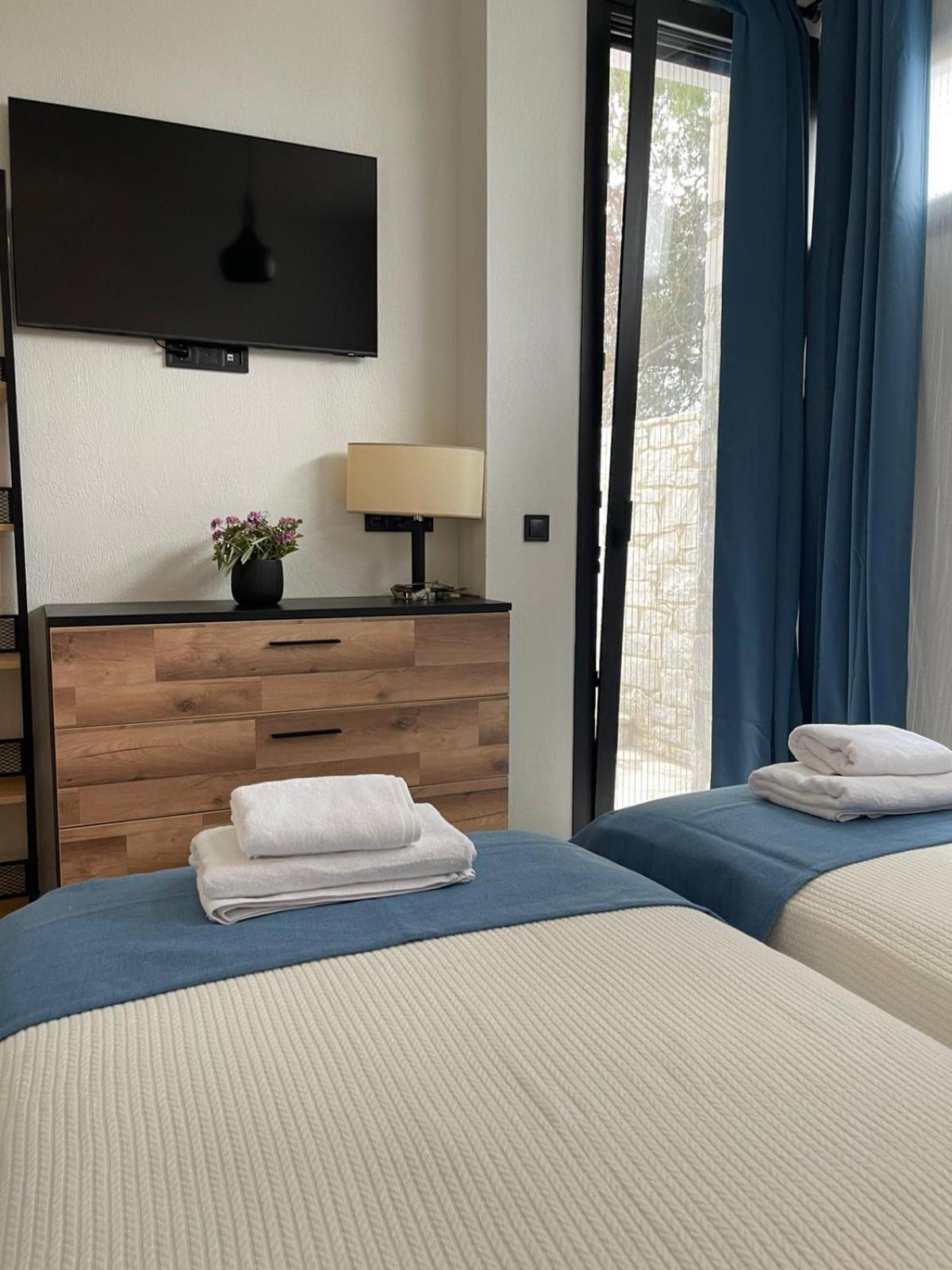 Allure Luxury Villas 3&4 Serenity Retreat Moni Evaggelistrias 외부 사진